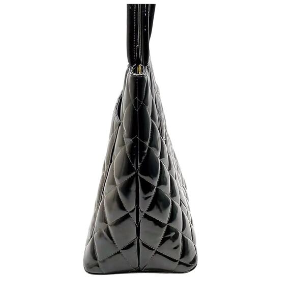 Chanel Black Enamel Tote EUC - Picture 3 of 9